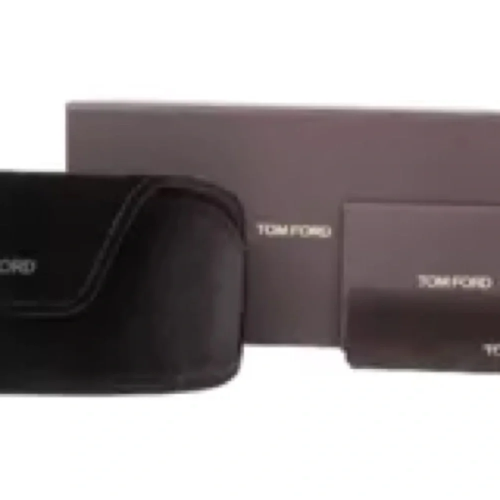 Tom Ford Carine-02 TF902 TF 902 01B Black Sunglasses 71-11-110 - Picture 9 of 11